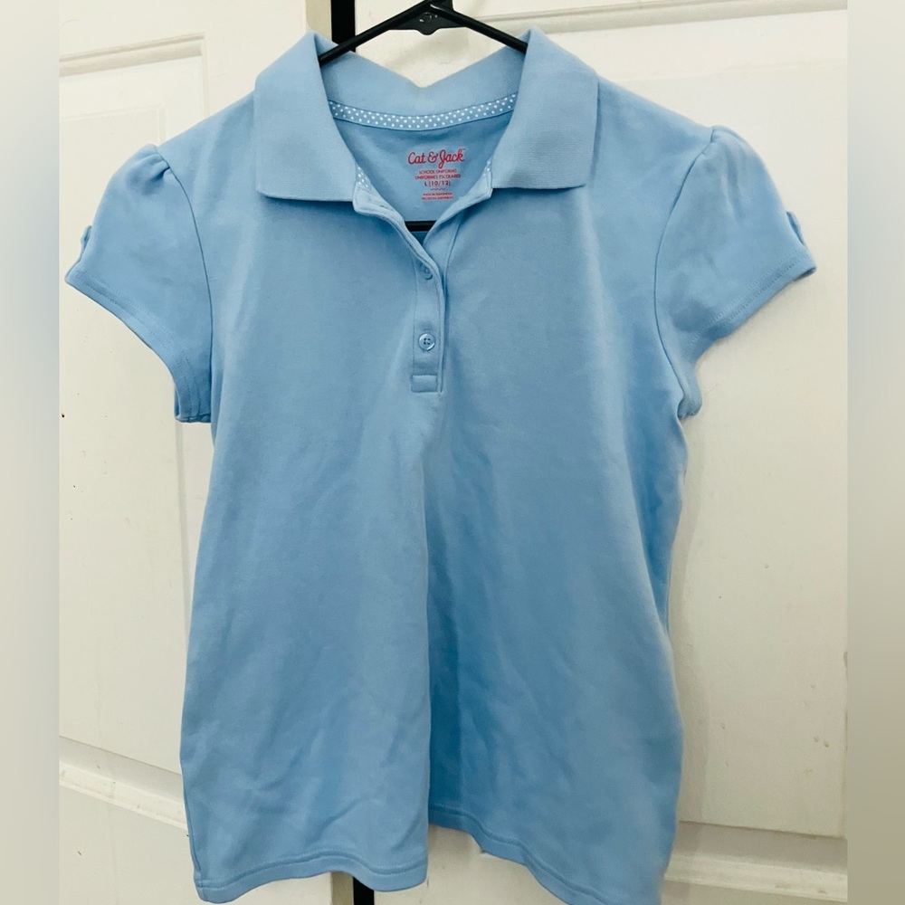 Girls NWOT Puffed Sleeve Girl’s Cat & Jack Blue Top. Bundle!
